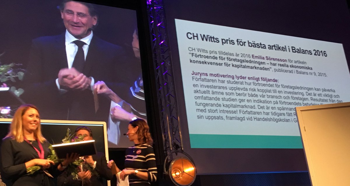 TidningenBalans's tweet photo. CH Witts-prisvinnaren utsedd! i samarbete med @PwC_Sverige #farbransch16 Grattis Emilia Sörenson! https://t.co/wdupsCb4YE https://t.co/1A23qf1WqK