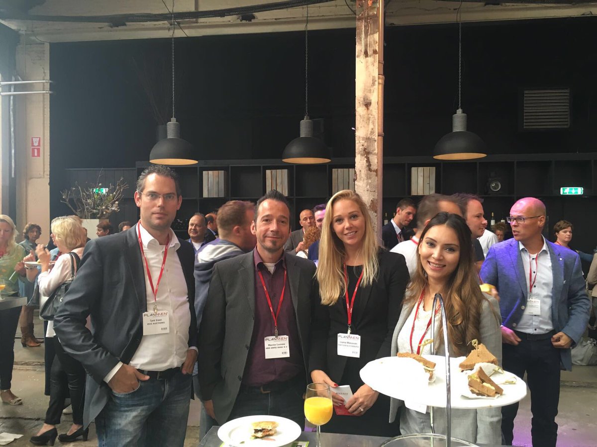 SUSAbedrijven's tweet photo. Optimaliseren van de samenwerking met @ABNAMRO op het #WFMcongres2016 #planmen #wfm https://t.co/tLAouOCZDJ
