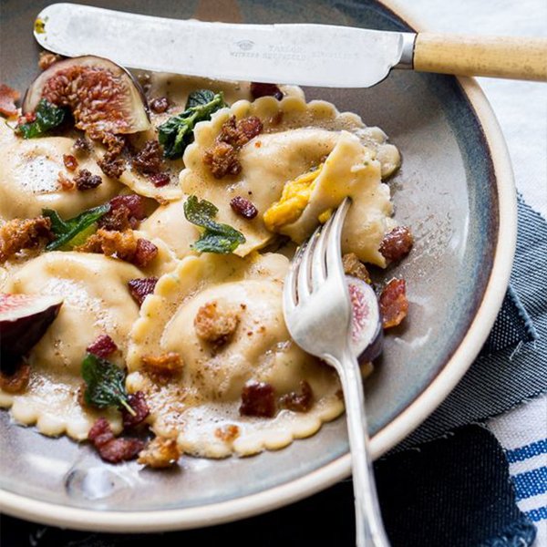 GrubHubUK's tweet photo. Who else loves #Italian #food? 🇮🇹 https://t.co/XS3TPN9DFj