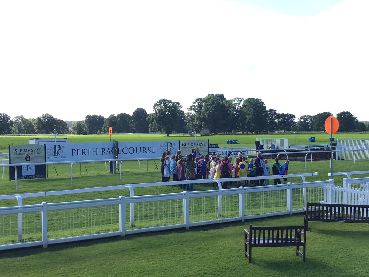 PerthRacecourse's tweet photo. Great to see the young ones from @MethvenPrimary getting involved in NH racing at #Perth thanks to Carrie from @RacingtoSchool #BHEST https://t.co/4WNPHXlPHa