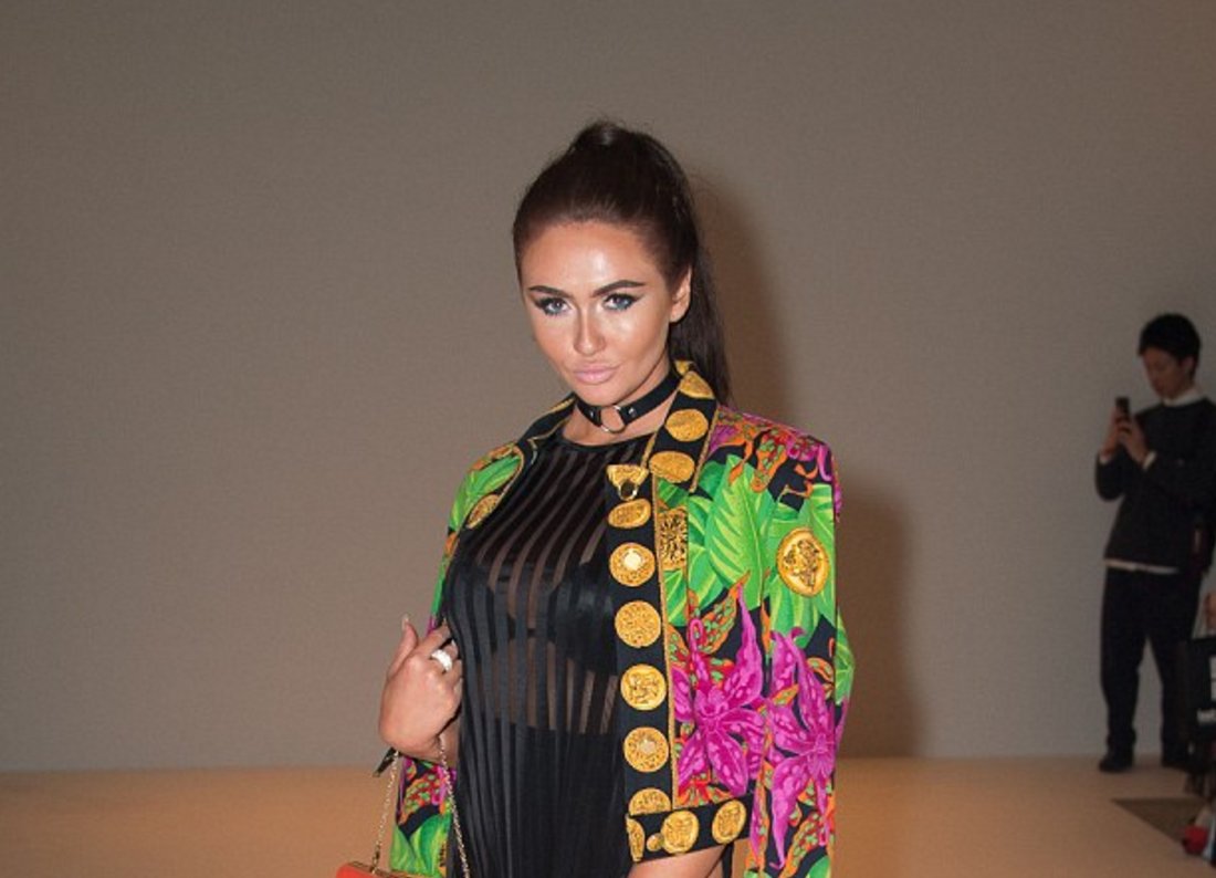 ForwardPR's tweet photo. .@CharlotteDawsx at the @FunAffair Show at @FashionScout over #LFW https://t.co/ELU3eFt1XN @DailyMailUK #FunAffair #Fashion https://t.co/xRANIsmeqn
