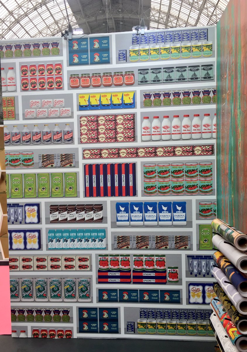 There's something very appealing about this #retro #wallpaper by <a href="/NLXL/">NLXL</a> spotted today <a href="/designlondon/">Design London Shoreditch</a> of food packaging #LDF16 #designlondon