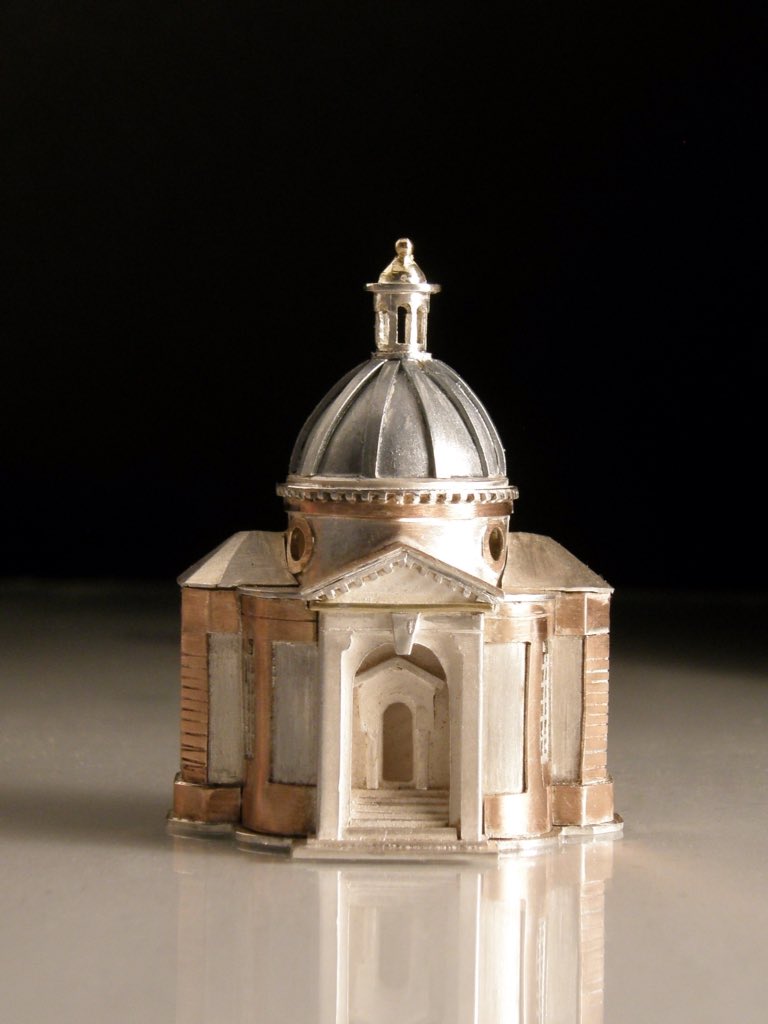 Goldsmiths' Fair begins next Tuesday - Sunday 2nd. Oct.  Come one, come all:
citymatters.london/goldsmiths-fai…