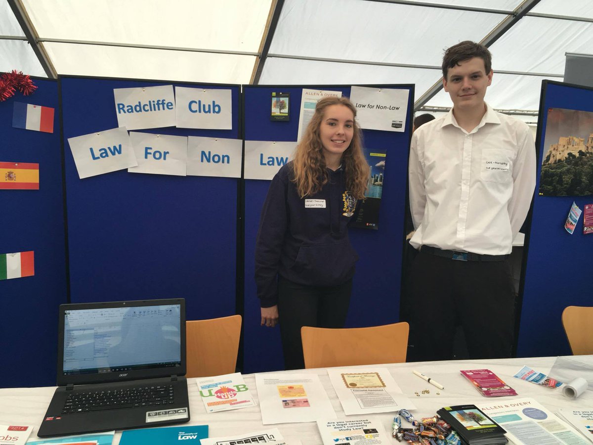 L4NL's tweet photo. Go and find our lovely committee in the freshers fair tent. They are there until 4 #law4nonlaw #giveitago #societiesfair https://t.co/bvuzlof8Hh