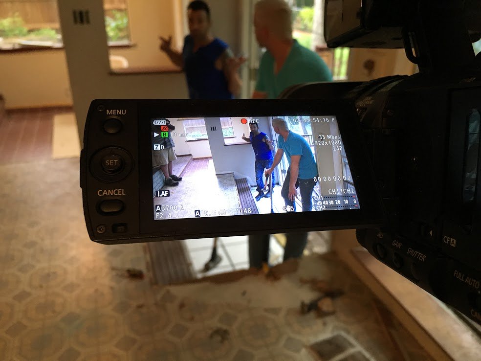 sce_tv's tweet photo. #TBT to this awesome day when our talent broke out their best dance moves on set. #LoveAGoodDanceParty #BehindTheScenes #NoShameInTheirGame https://t.co/EbmY9IB2UH