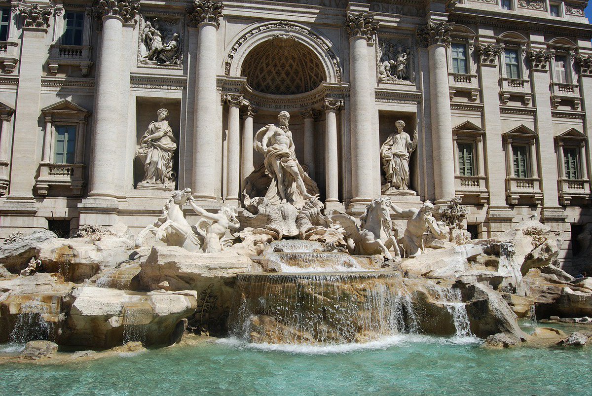 #TravelFacts : All the money that is tossed into Rome’s Trevi Fountain is collected each night and donated to charities. #travel