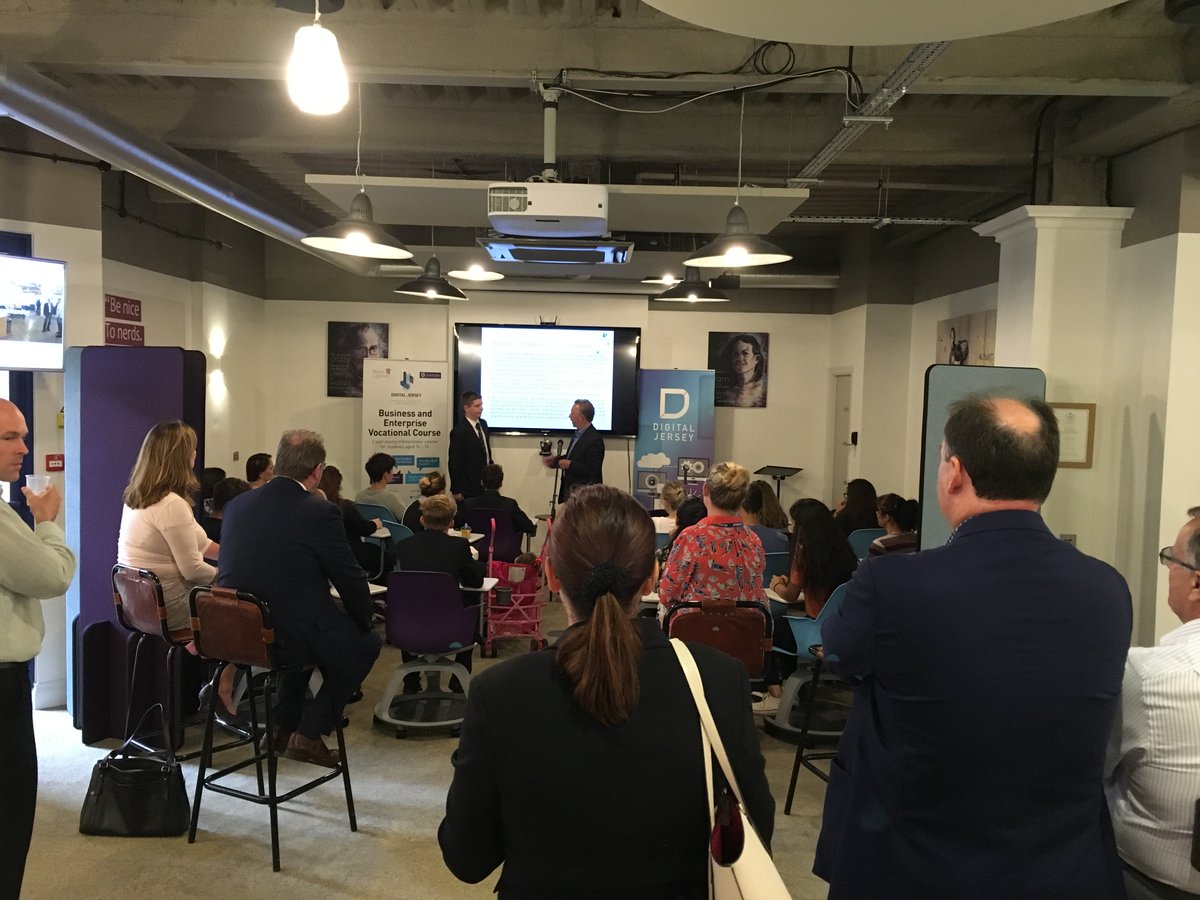 DigitalJersey's tweet photo. #DigitalJerseyBlog 4 Days in the Life of Digital Jersey https://t.co/RX9Q6XM42g #jersey #developments https://t.co/FutZTVCeYv