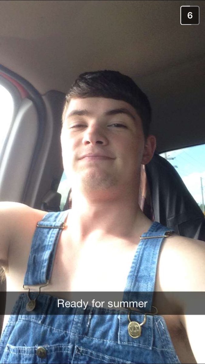 HeathFink22's tweet photo. Happy Birthday to only guy I know that wears jean overalls on a regular basis! Happy Birthday Jamie! https://t.co/HrEtI2mnoB