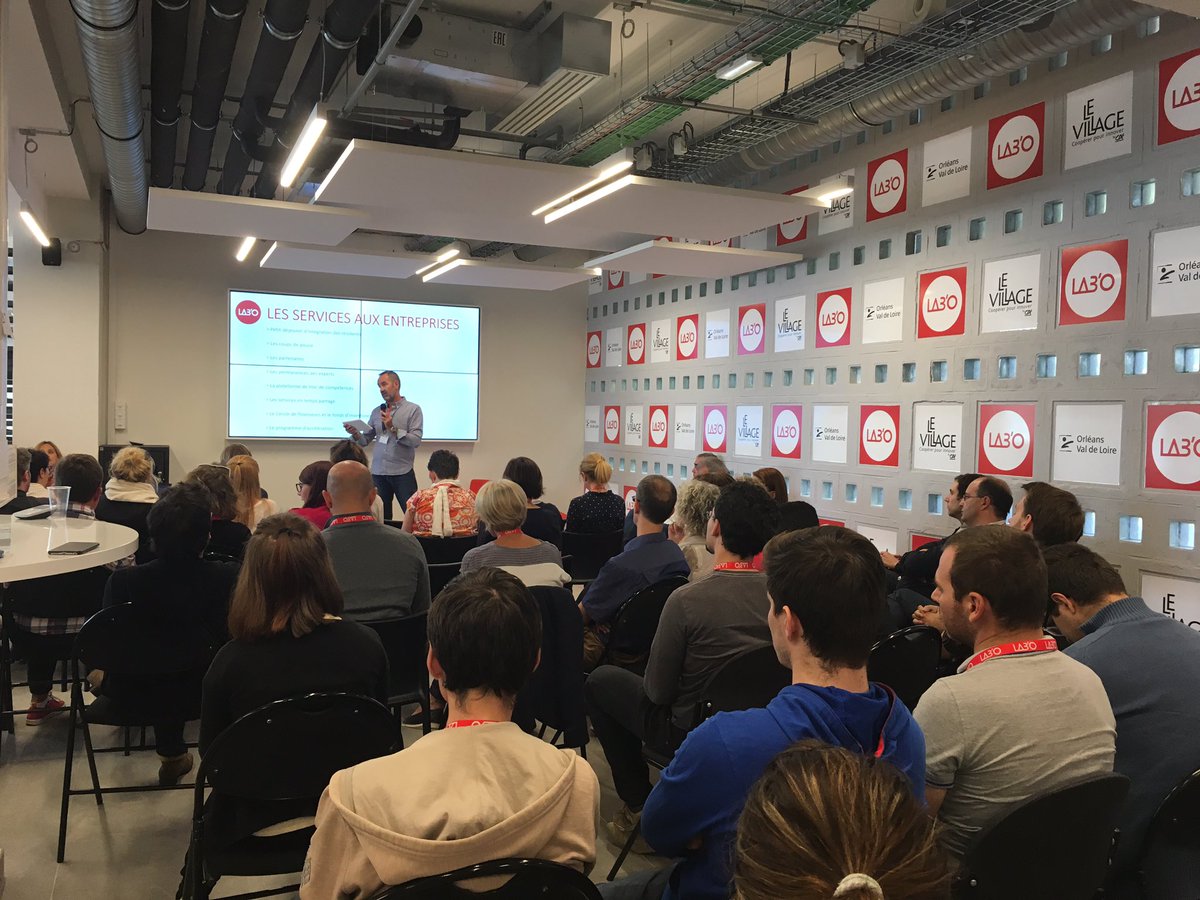 FabienClouet's tweet photo. C'est la rentrée chez @Le_Lab_O Première pour #InsideLab où tous les entrepreneurs et Startuppers du lieu sont présents #startup #innovation https://t.co/IgO9a9g57Z