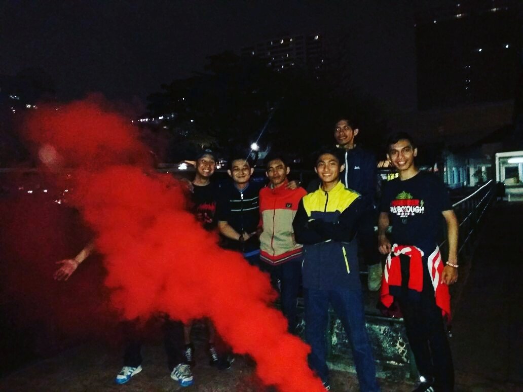 StandTheKops's tweet photo. https://t.co/z99UXsziwl