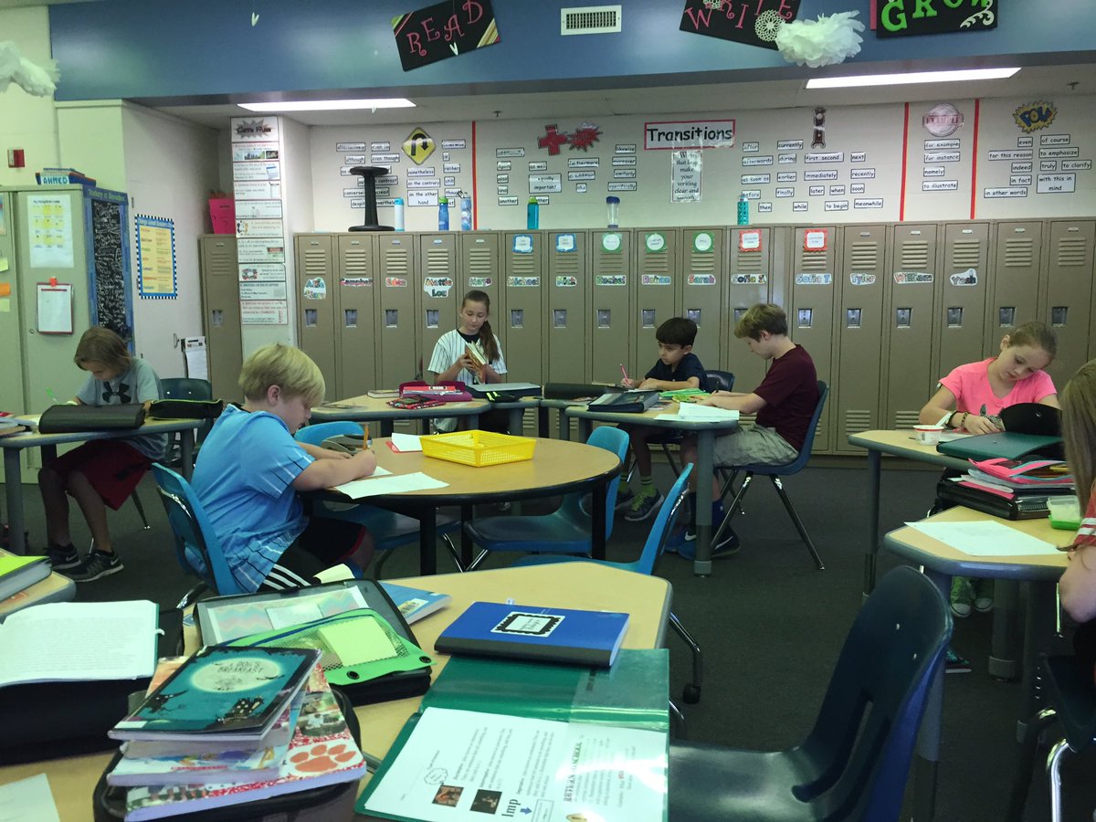mmnellen's tweet photo. Fourth grade math and language arts! Lots of hard working happening in fourth grade! #LSlearningwalk https://t.co/q7yDUDqf1t