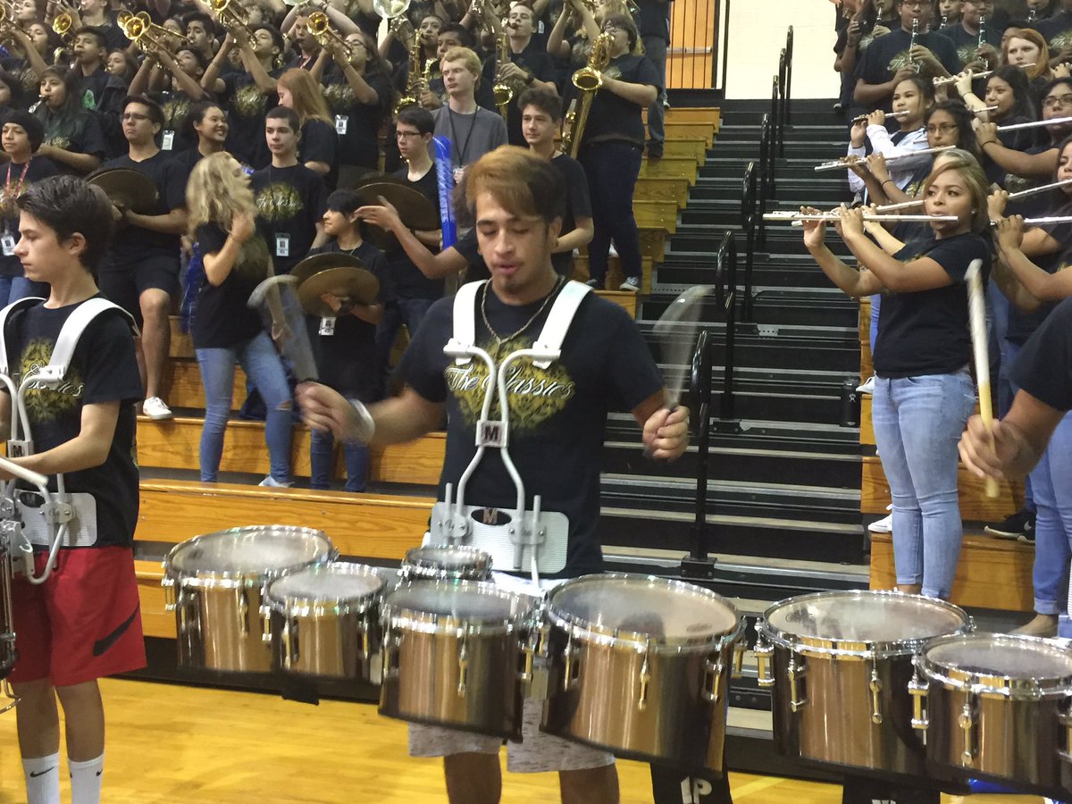 GoodDayAtlanta's tweet photo. Band action #chestateehigh #chestateewareagles #fox5atl #teamoftheweek @high5sports https://t.co/gywrwDFT8s