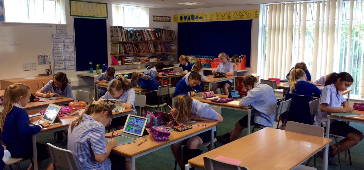 L0U153_SS's tweet photo. Y6 are in a zen-like state, getting on with their work whilst listening to Arvo Pärt. #brainfodder https://t.co/bCWHiETpPV