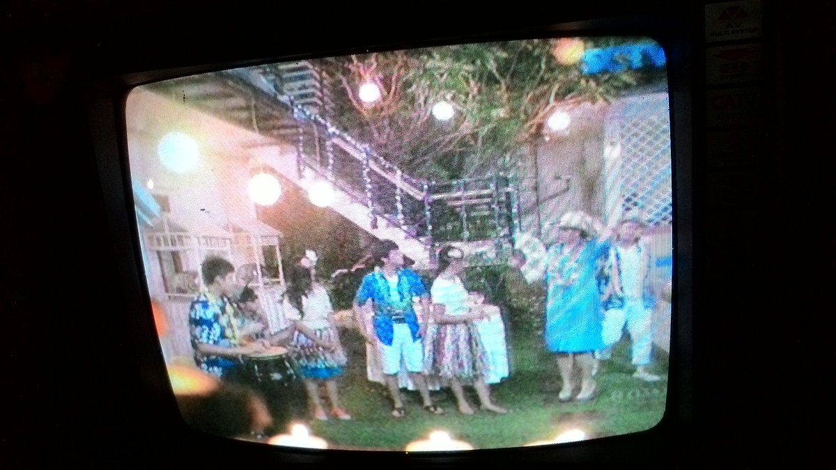 putra190500's tweet photo. Partyny seru ni, tpi gra* shasa partny jd tegng gni nih? Gawt klo shasa bcrin rahsia kalungny ariel? #MILSCTVEps144 https://t.co/Ot8juw2mFF