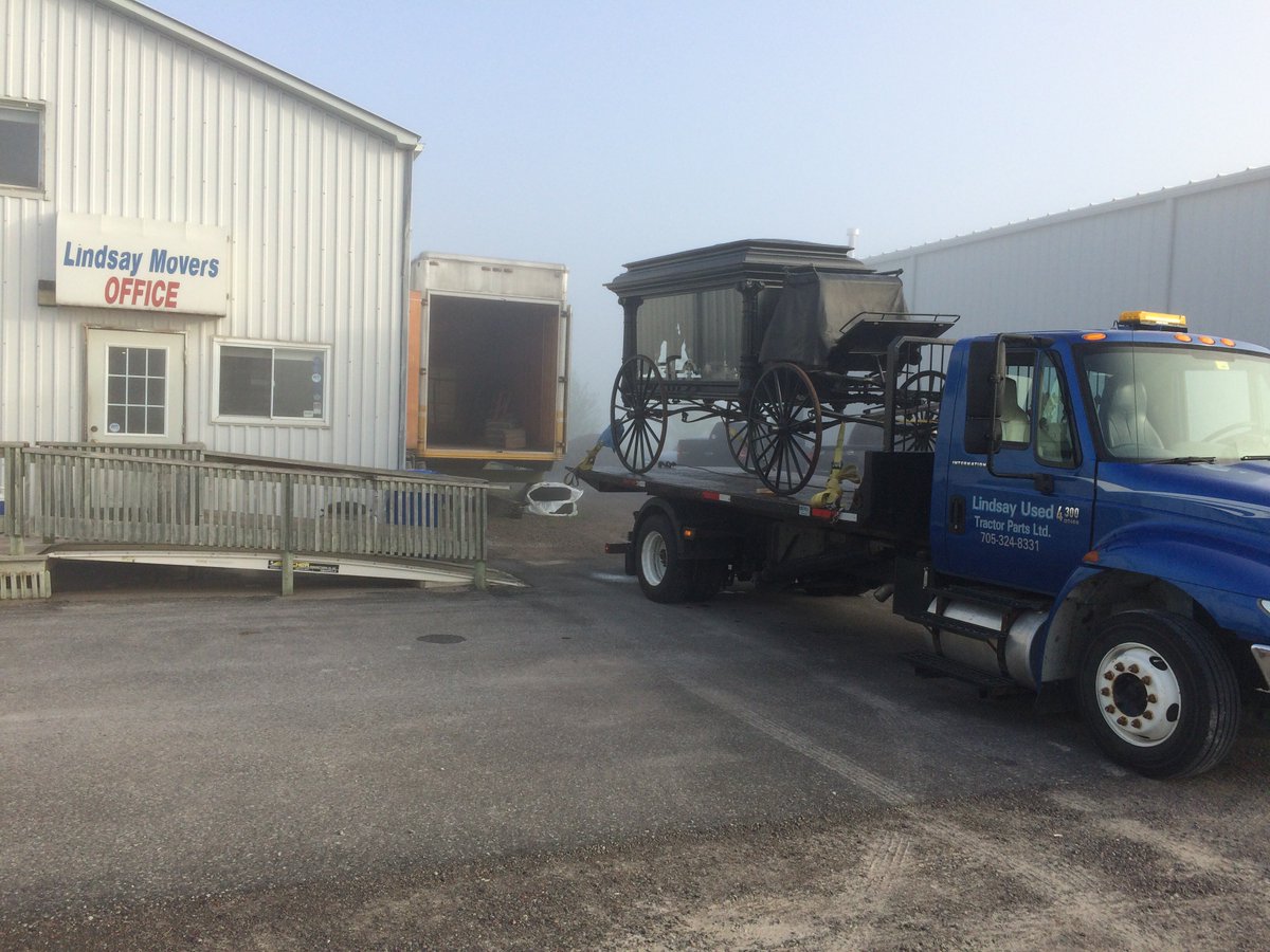 lindsaymovers's tweet photo. Rolling out some history earlier this week delivering to LEX @Lindsay_Ex @Lindenmackey https://t.co/GgRqvzWBF0