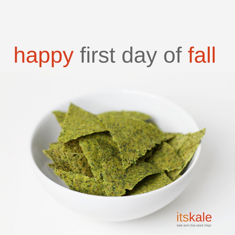 Yesitskale's tweet photo. happy first day of fall #fall #itskaleLIFE #happyfall #HappyFallYall #fallsnacks #autumn #autumnleaves #kalechips #kale #vegan #glutenfree https://t.co/kn7DsJ9MsI
