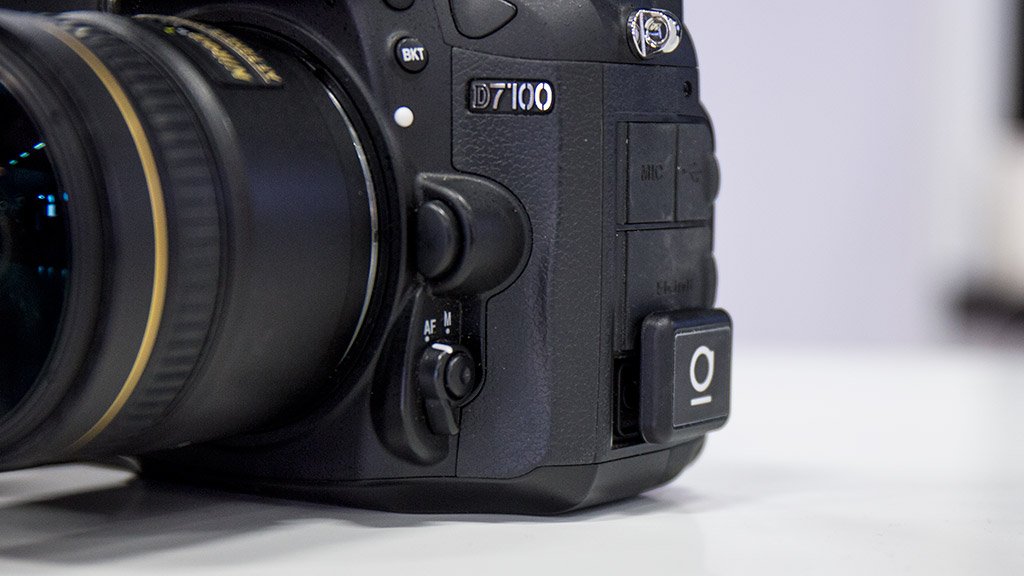 Jan Becker (@cb_jbecker) on Twitter photo Niedlich und praktisch: Mit #Unleashed von <a href="/foolography/">foolography GmbH</a> steuert man DSLRs per App. Noch bei <a href="/kickstarter/">Kickstarter</a> - aber auf der #photokina zu sehen Niedlich und praktisch: Mit #Unleashed von <a href="/foolography/">foolography GmbH</a> steuert man DSLRs per App. Noch bei <a href="/kickstarter/">Kickstarter</a> - aber auf der #photokina zu sehen
