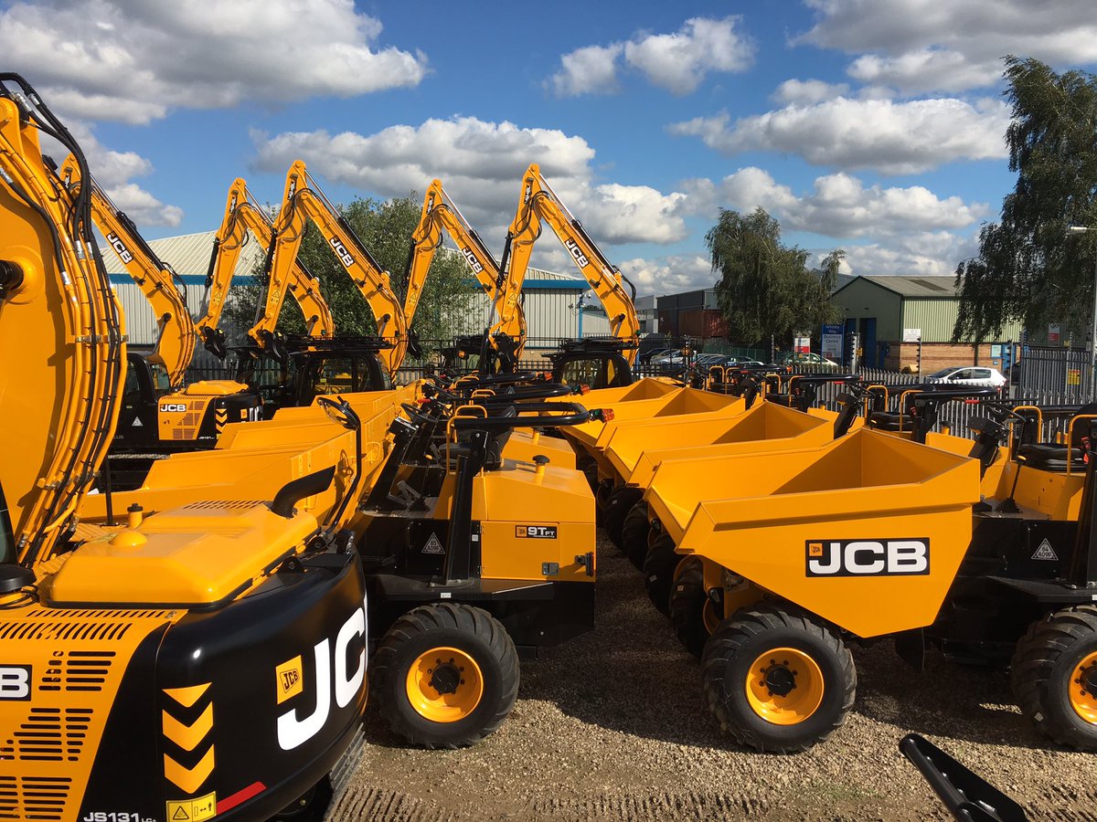 omb_nft's tweet photo. @JCBmachines JS131LC's waiting for pdi and delivery over the next couple of weeks. #noDPF #noADBLUE #noPROBLEM #JCB https://t.co/i0dDxwJJ9F