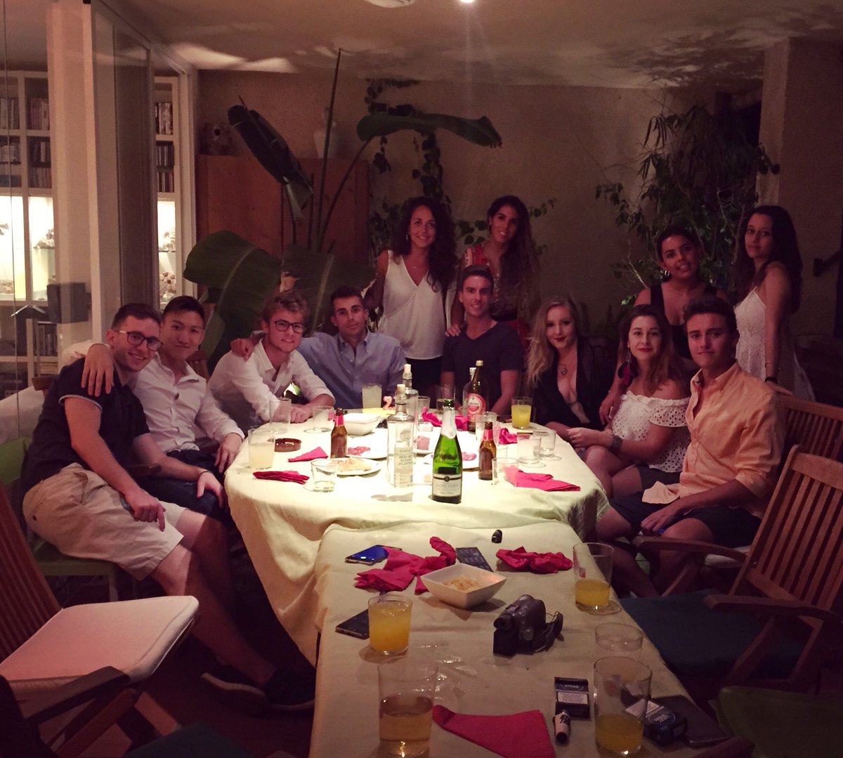 Mafia vibes 😎😎😎😎😎 #summer #food #friends