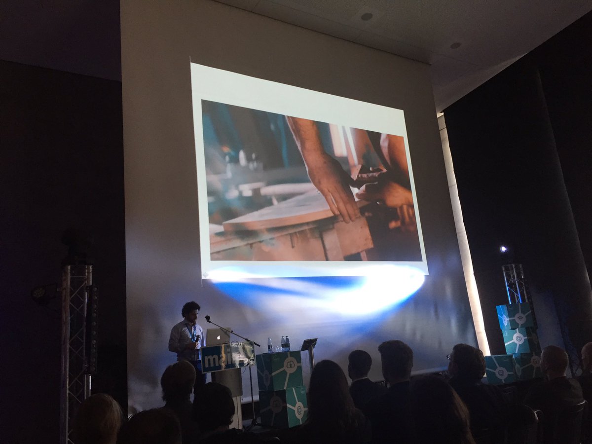 KlingenmaierISO's tweet photo. #individuelles #design und #automatisierte #Fertigung durch #formbar - umgesetzt durch den #Schreiner #digitalisierung #mainit16 @OKINLAB https://t.co/lqXt58lzfh