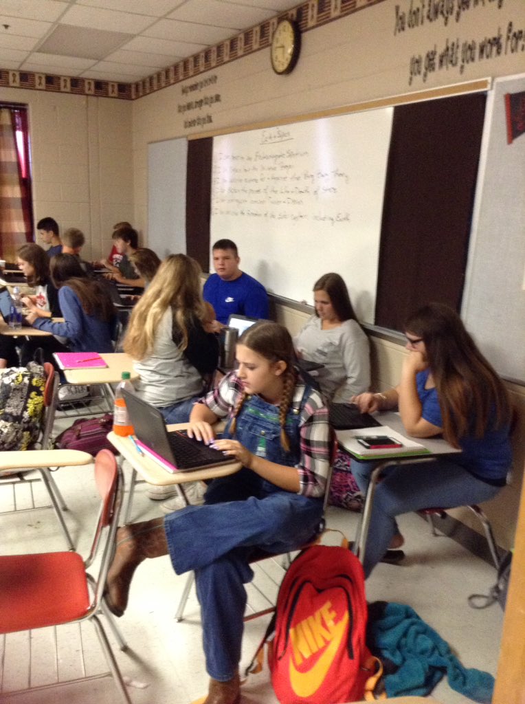 brendahoover17's tweet photo. First time Adobe spark. #love technology. #coolclass @ConvergeLMS @@McknightBridget https://t.co/eSELoczJao