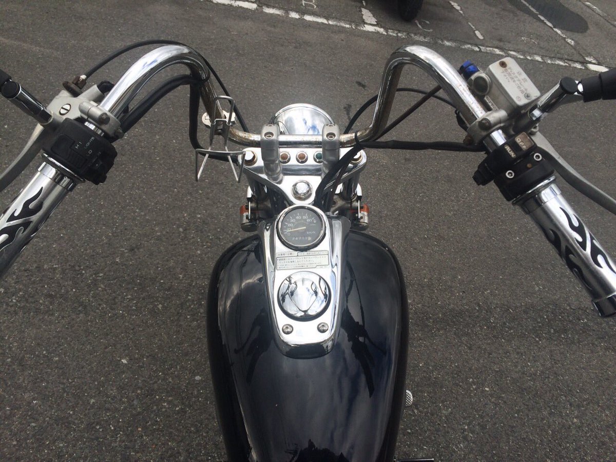 JsWi8t's tweet photo. マグナ50売ります
不具合はないです
消耗品のスプロケ変えないといけないくらいです
値段は12です値下げ考えてます
#マグナ50
#エイプ
#モンキー
#ns1 https://t.co/gjEyy47NJ9