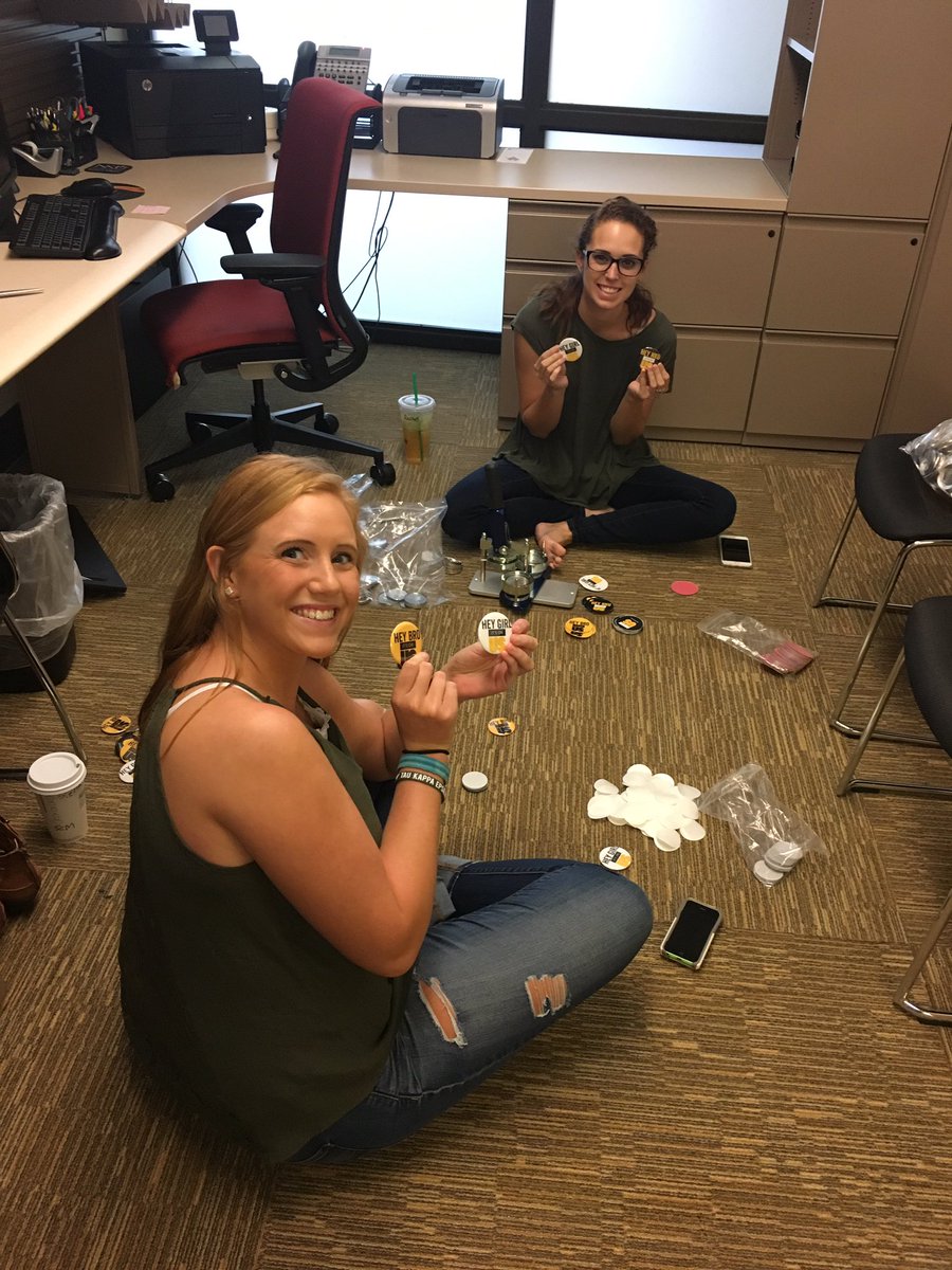 It's a button/magnet making party in our office this morning #ItsOnUs #ItsOnUsNKU <a href="/NVP_Center/">NVP Center at NKU</a> <a href="/nkuedu/">Northern Kentucky University</a> <a href="/NKUGreeks/">NKU FSL Office</a>
