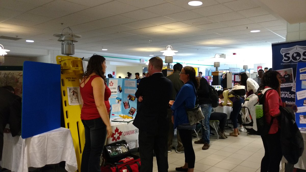 IslandRooms's tweet photo. Hanging out at #GIVE2016! Check out all the awesome organizations! Get involved in community & culture! @MUNStudentLife https://t.co/YFhyFBVvAF