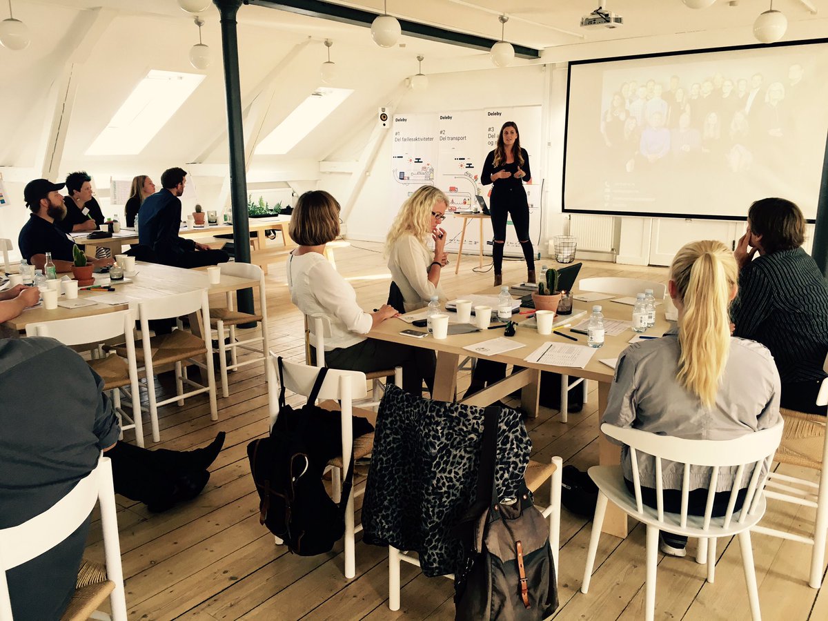 HGerholm's tweet photo. Pernille Munk Trachsel fra @UserTribe fortæller om kundeinddragelse til #deleby innovationsforløb @RainmakingLoft https://t.co/qjwpiJHMDS