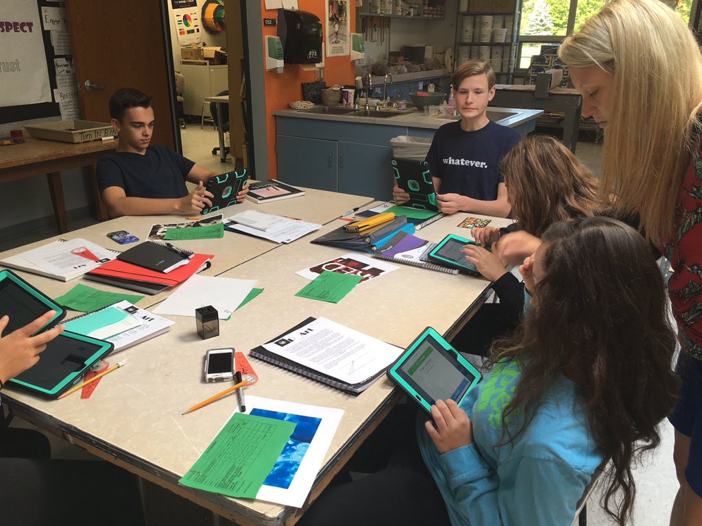 mrscbowen's tweet image. Try new things... HS Art testing a new digital portfolio app, seesaw. @rbsquared09 #gogvcs #genvalleynews