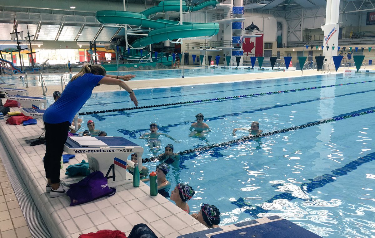 islandswimming's tweet image. Coach Annie reacquaints us with &quot;high elbow catch&quot; #TechnicalMastery #CSI #Swimming #GoIsland