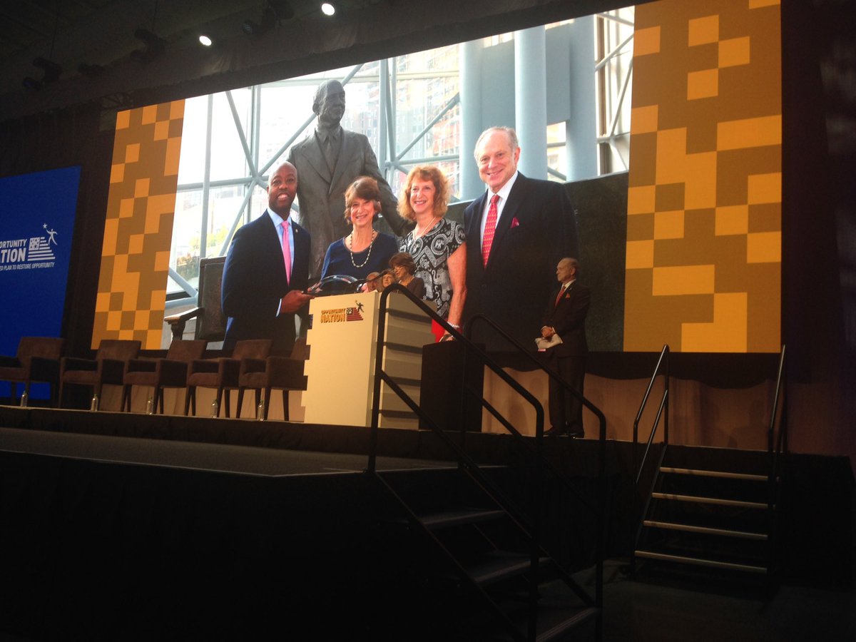 oppnation's tweet image. Congrats to @SenatorTimScott &amp;amp; @corybooker for winning the Javits Prize &amp;amp; shaping #TheNationWEMake! #OppSummit