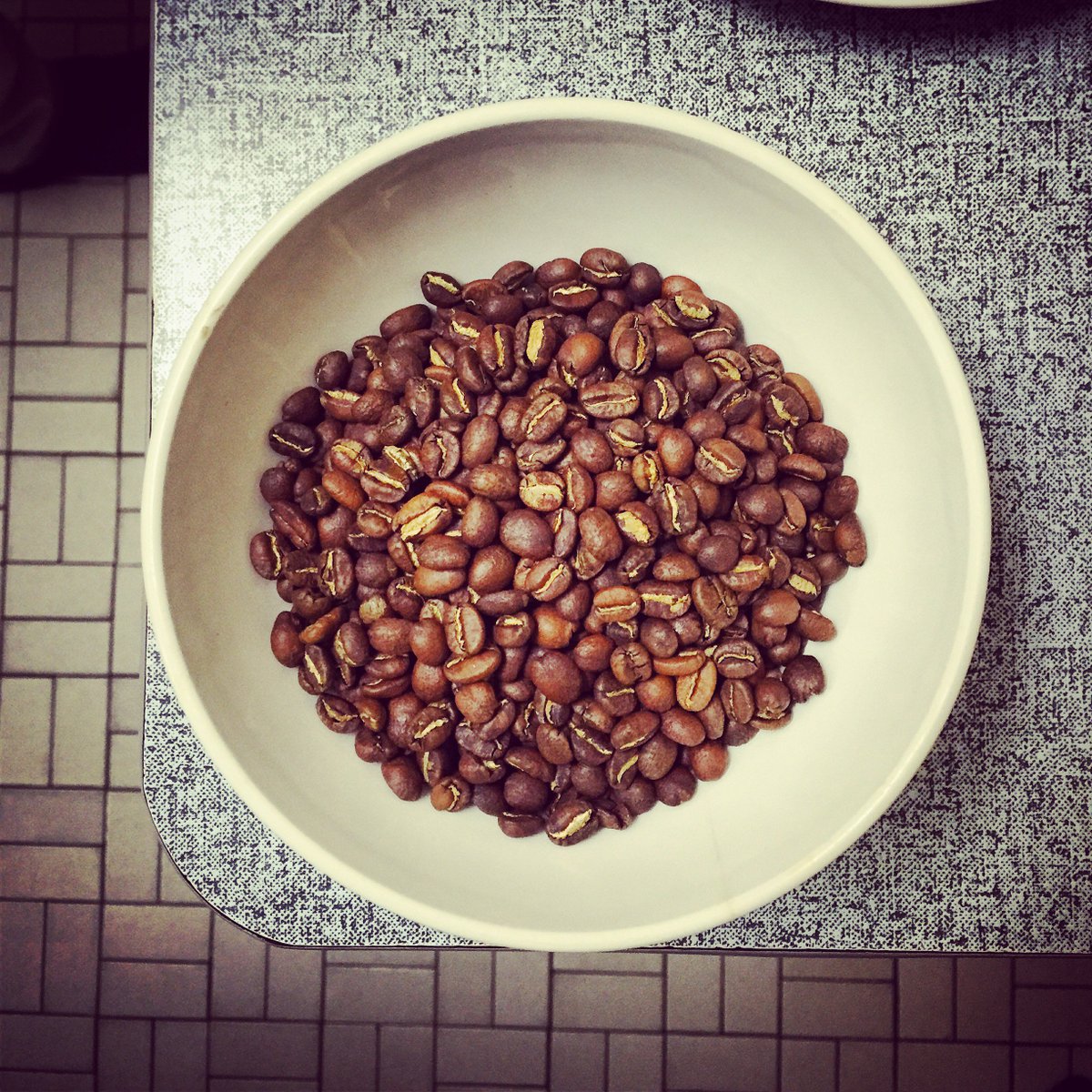 CoffeeFestShow's tweet photo. How to Make #Delicious #ColdBrew in 4 Steps - Revealed by the Experts
Via @PerfectDailyG  >> https://t.co/EC8lfidGxY https://t.co/xDRgk2tjQo