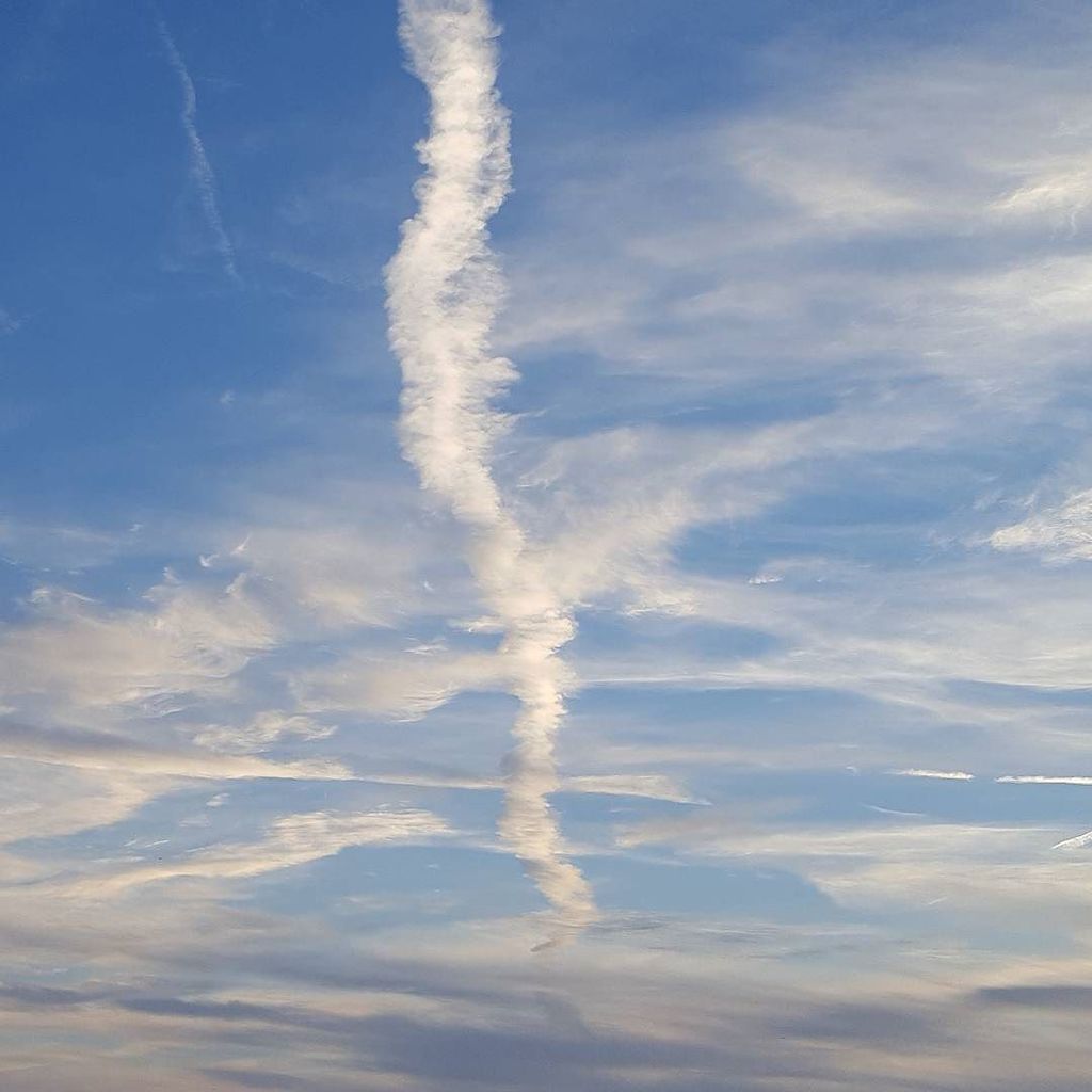 HierAnnelies's tweet photo. Lucht boven de #Eekte https://t.co/jU55vi1D59 https://t.co/yrVh4kxEOt