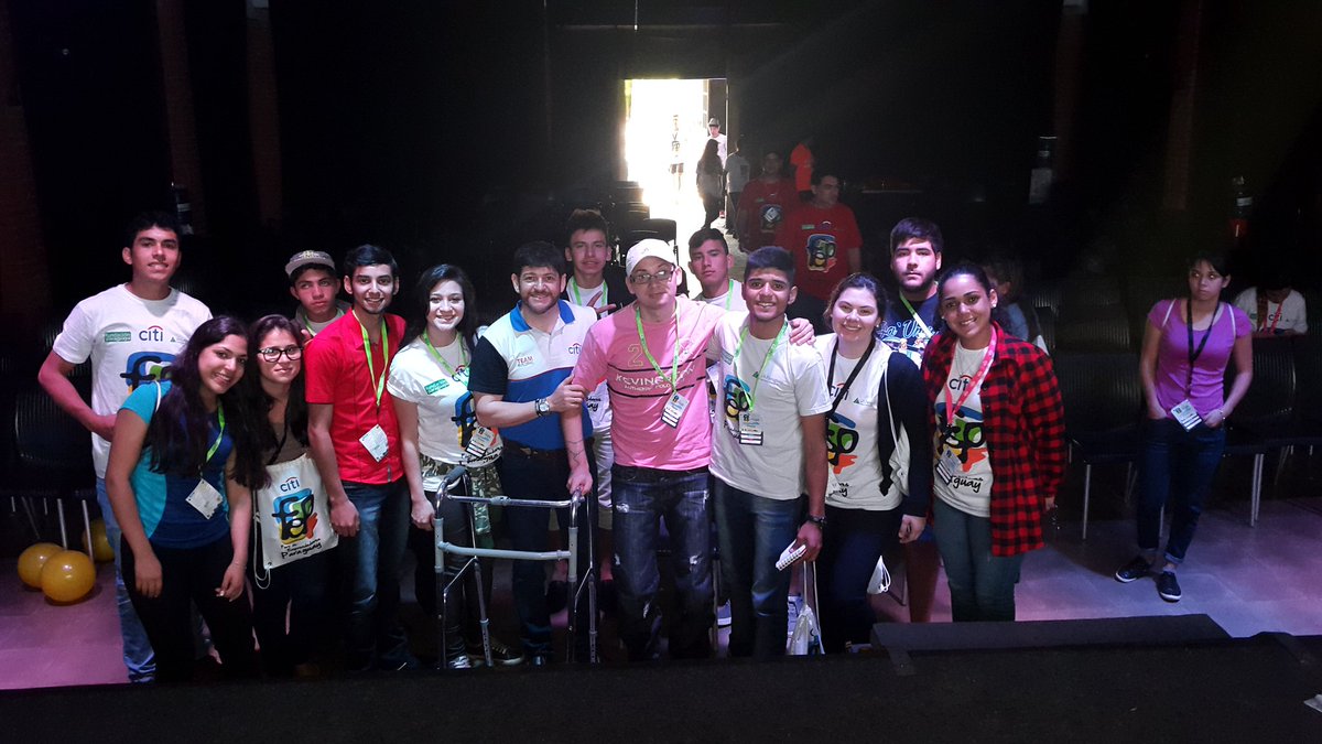 AlfredPajes's tweet photo. Necesitamos que sean agentes activos de cambios positivos #FEPCerrito #FED2016 @JAchievement @fundaparaguaya https://t.co/92EX55rqcb