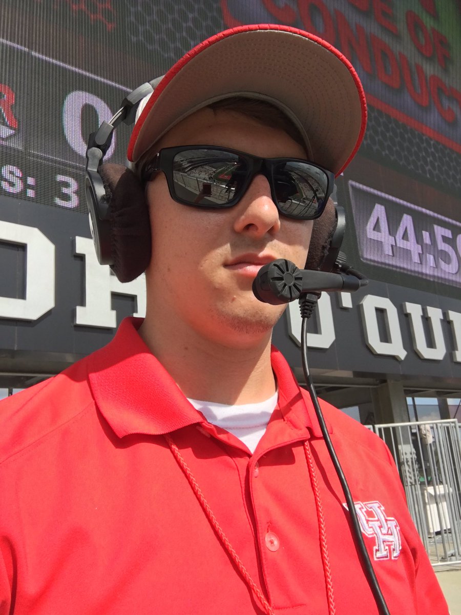 DBrammellJr's tweet photo. #BallSoHard #Bramlet #camera5 #WhiteChocolate #Thuglife #ImOnANewBrammell #HTownTakeover #UHvsLamar https://t.co/wO87bRpdJP