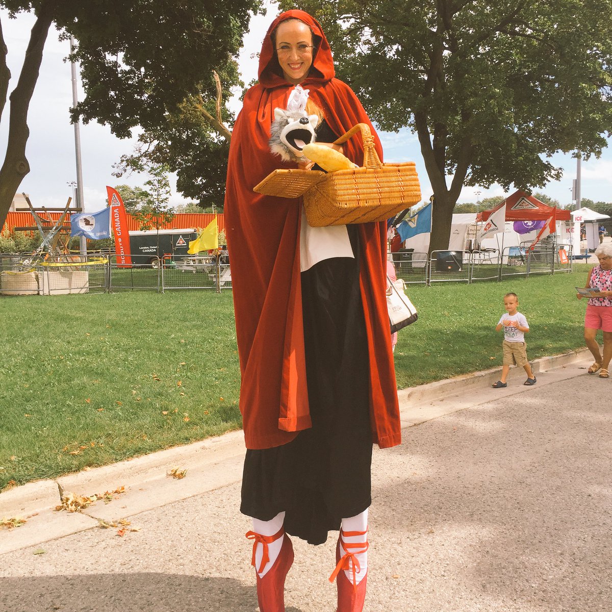 JACK1023ldn's tweet photo. Who knew Little Red Riding Hood was so big? She's here with her pal #MichaelJWolf @WesternFair #ldnont https://t.co/ziWmSd9H3c