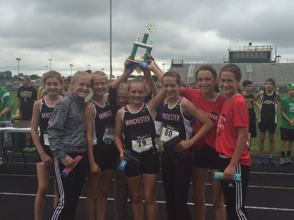 squireathletics's tweet image. JH Girls Cross Country team wins the Tipp Valley Invite #SquireStrong #RainRunners