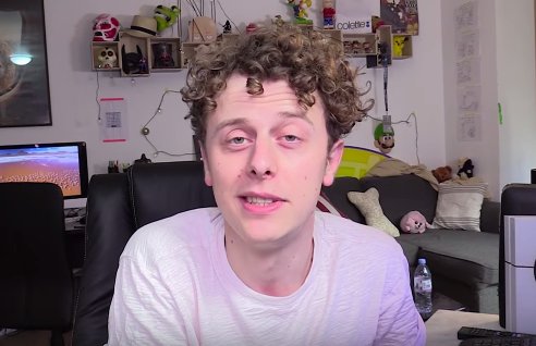 Mamene_Lorenzo's tweet photo. encore un ka pri vré dose kon lui a bibi avan de faire son podcast mensuel mamène https://t.co/Cb3530Cn30