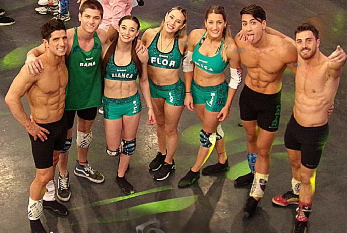 MicaViciconte's tweet photo. Hoy hay Baile y más que nunca necesitamos su voto.Si ganamos el baile hay muchas chances que nose vaya ningún Verde. https://t.co/MSt0mJC6aX