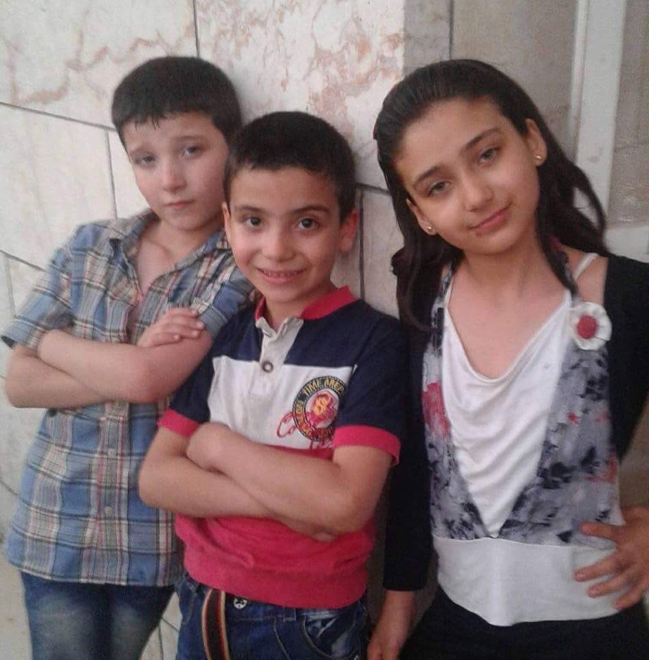 d_m11a's tweet photo. ثلاثة أطفال أشقاء ارتقوا اليوم شهداء بمجزرة نفذها طيران الإحتلال الروسي على #ادلب
لن يحضروا العيد ! https://t.co/JRDyOTJPTH