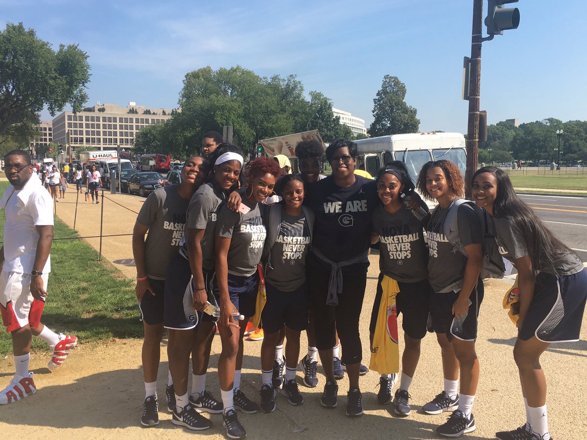 GeorgetownWBB's tweet photo. Crossing the finish line! #squadgoals #SOSWalkDC #WeAreGeorgetown https://t.co/Hd98kuzYWw
