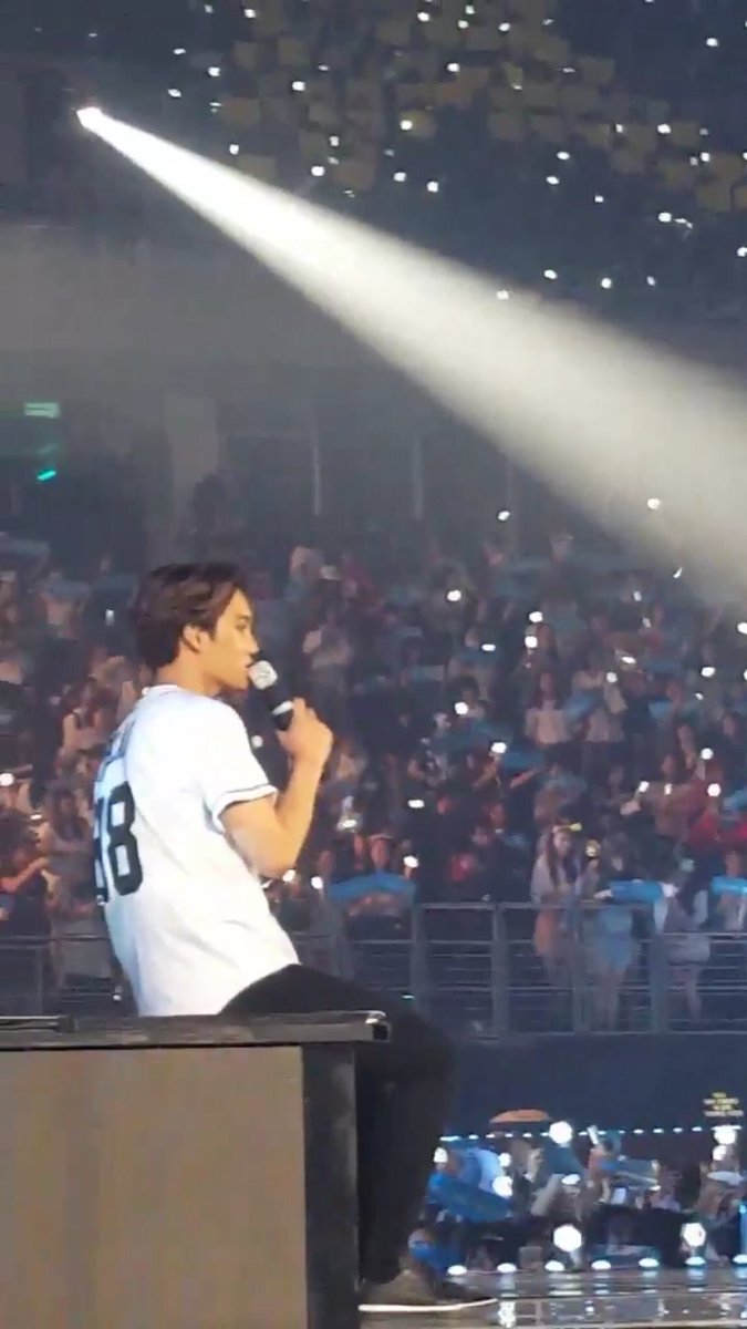 chanbaekista's tweet photo. Staff told kai to sit down for his own safety but kai doesn't want and he started dancing  this kid #EXOrDIUMinBKK https://t.co/TlucCSslD9