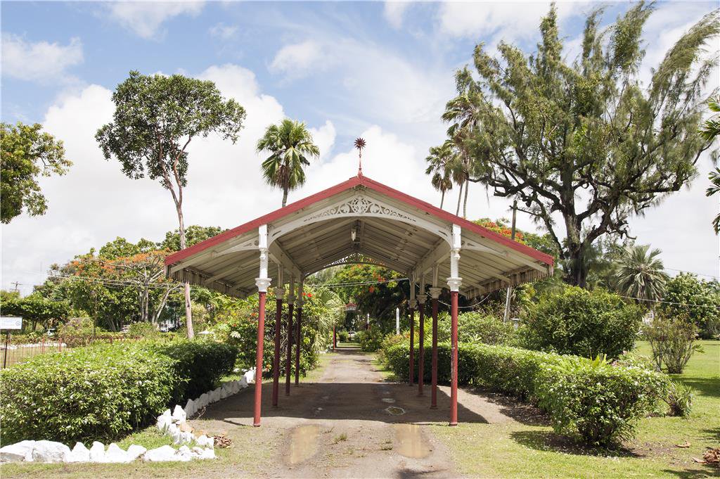 guyanamarriott's tweet photo. Did you know that the now peaceful Promenade Gardens was once used as a public execution area in the 19thC? #guyana https://t.co/aQfPXtAToo
