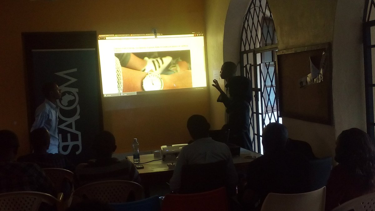 swahilipothub's tweet photo. Tan Nisa team created a fashion website #D2TMSA @d2transform @SEACOM https://t.co/UxV03zdd8G