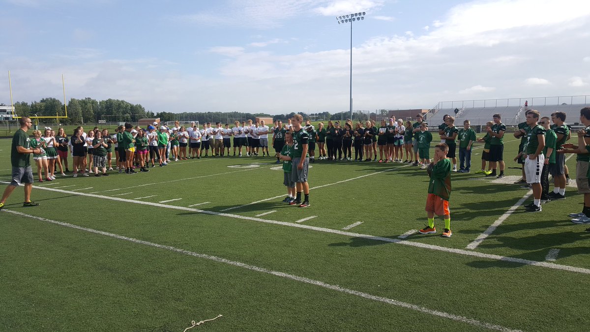 BroncosCHS's tweet photo. Medal Ceremony for Victory Day https://t.co/Vz78O4qvQq