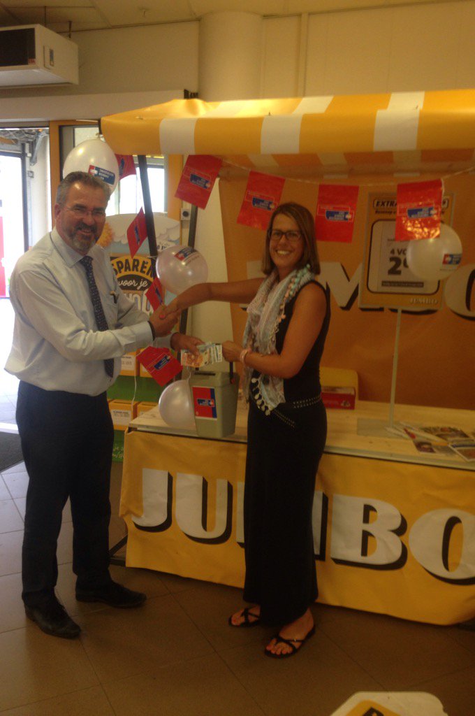 Bedankt <a href="/JumboHelmond/">Jumbo Brandevoort</a> voor de gastvrijheid en de gulle donatie. We zijn er super blij mee. <a href="/kwf_nl/">KWFKankerbestrijding</a> #Brandevoort