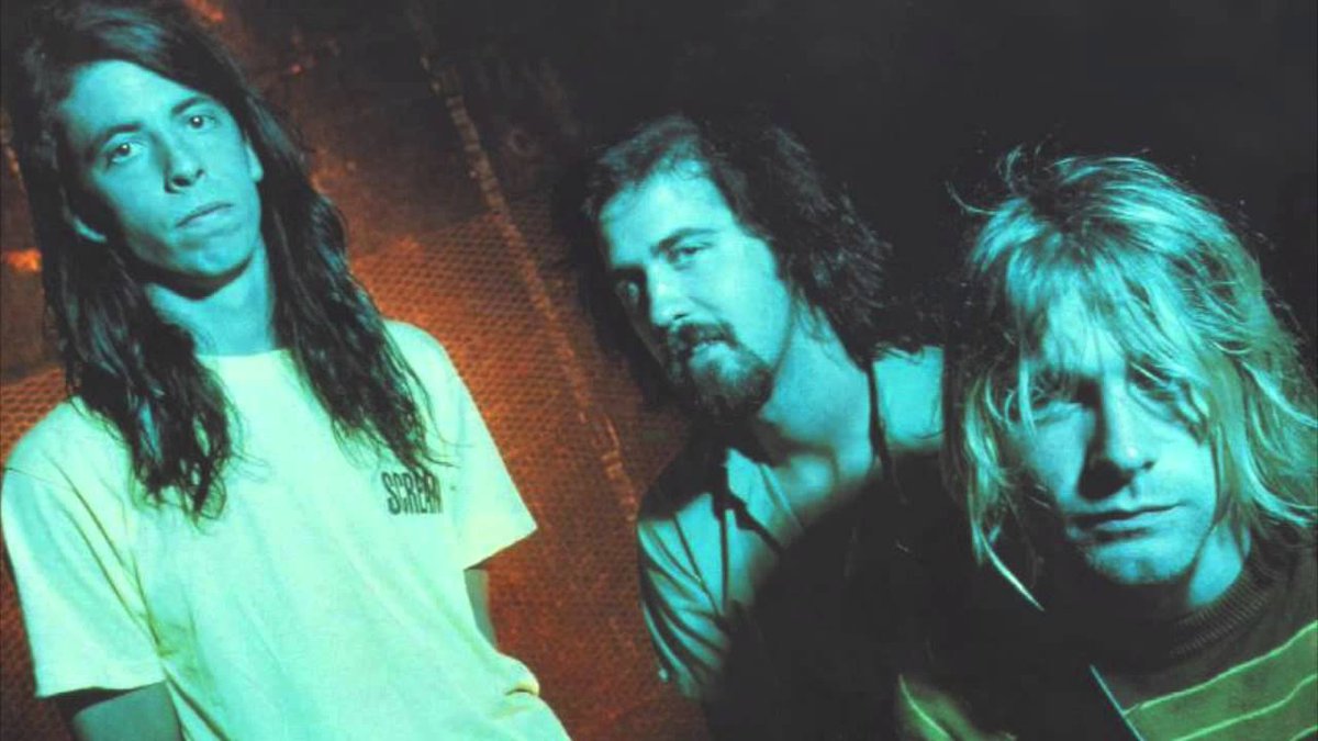 Blackqqueen_'s tweet photo. 25 years ago @Nirvana released #SmellsLikeTeenSpirit song that changed my life. I can't explain what you mean to me. https://t.co/Mqre9w9BO9