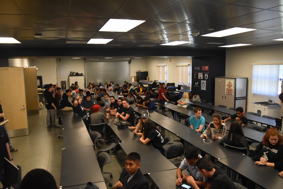 HHS_Robotics's tweet photo. Kickoff is underway, let the games begin #HHSRobotics #FTCKickoff https://t.co/hxlE7P49GH