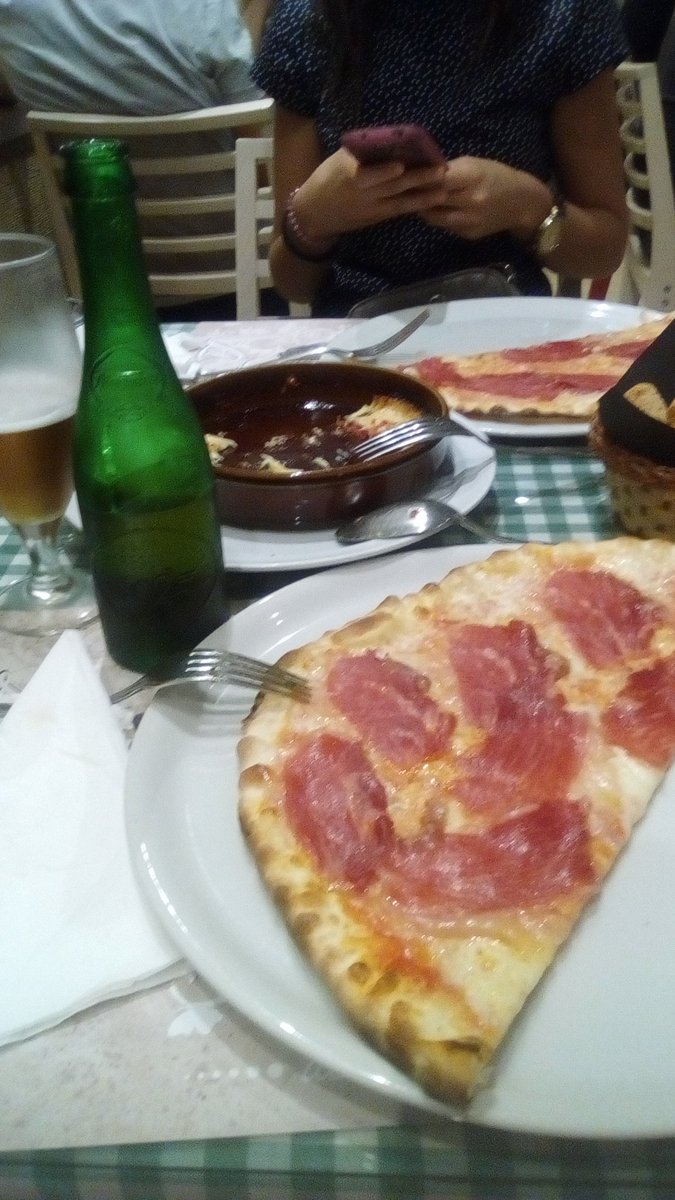 JFARRELS's tweet photo. Sempre val la pena baixar el finde!!;) @irene_ferrer3 https://t.co/ke7wngBu9N